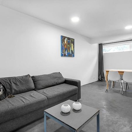 Lovely Studio Apartment With Hot Tub Reykjavik Ngoại thất bức ảnh