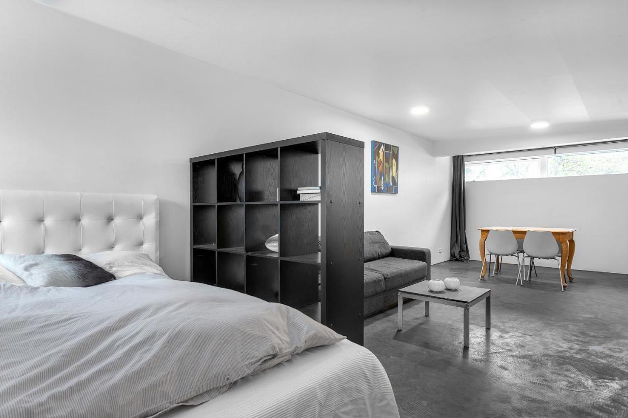 Lovely Studio Apartment With Hot Tub Reykjavik Ngoại thất bức ảnh
